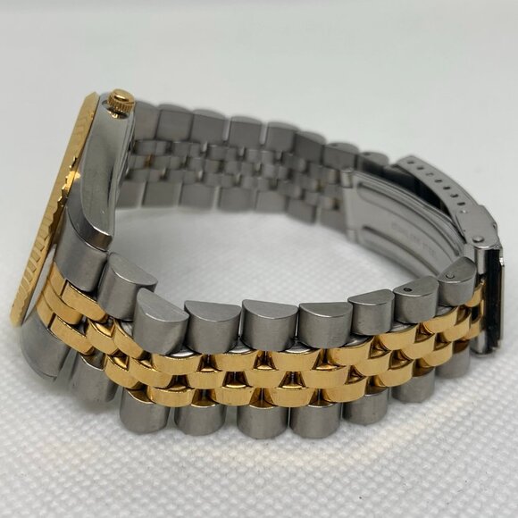 Jostens men classic date watch gold silver tone 36mm  Roman indices running - Picture 5 of 8